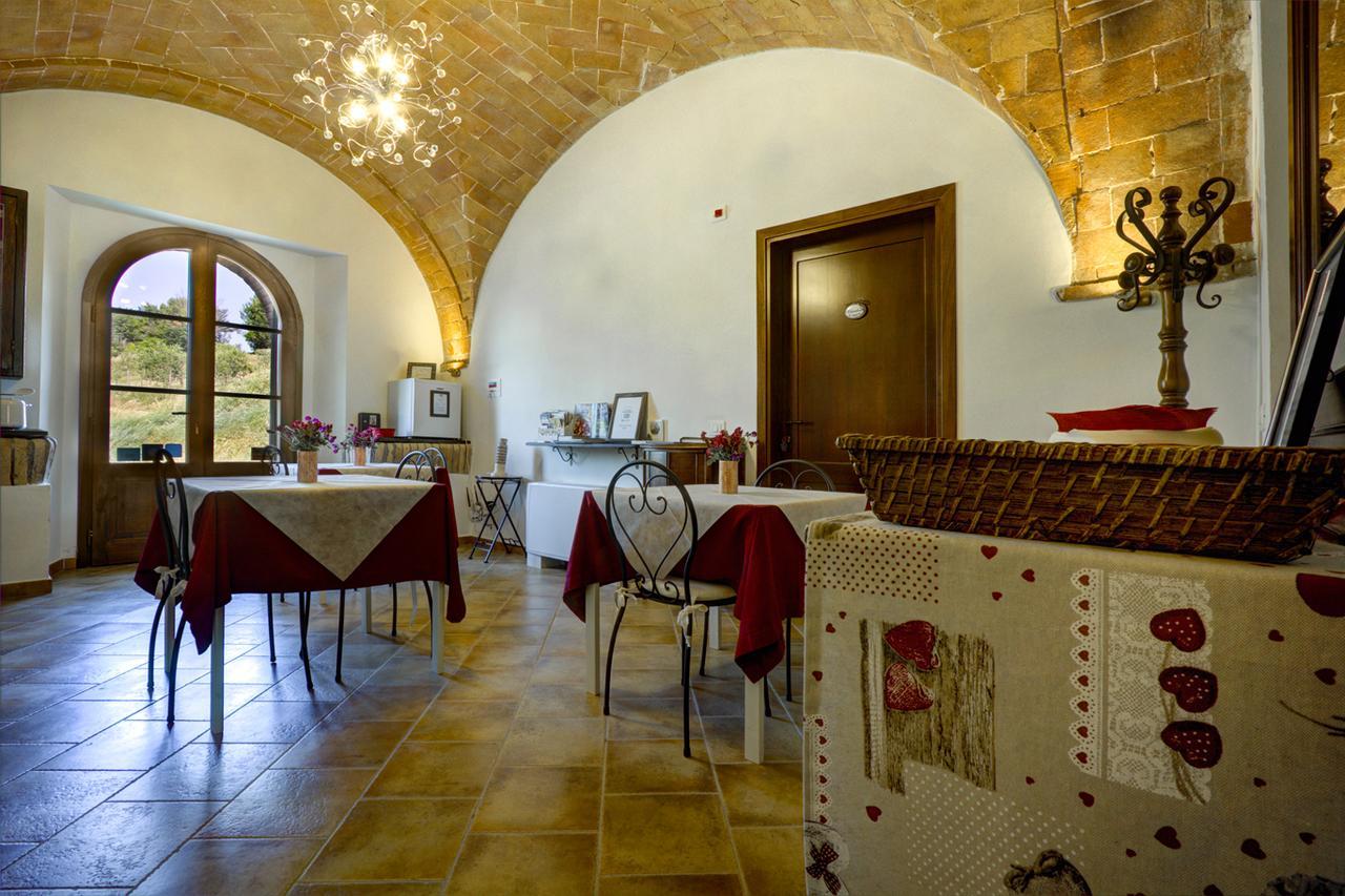 In Canto Sul Poggio Bed and Breakfast Volterra Buitenkant foto